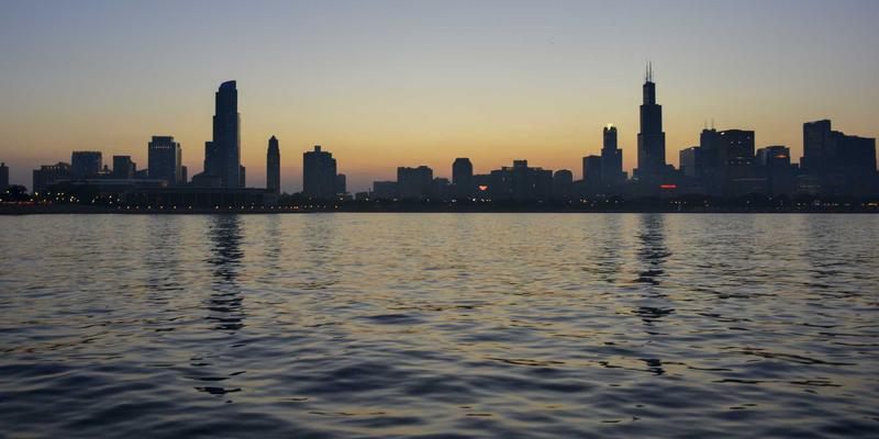 领导力驱动下的知识管理成熟度模型：企业战略规划与知识资产升级路线图